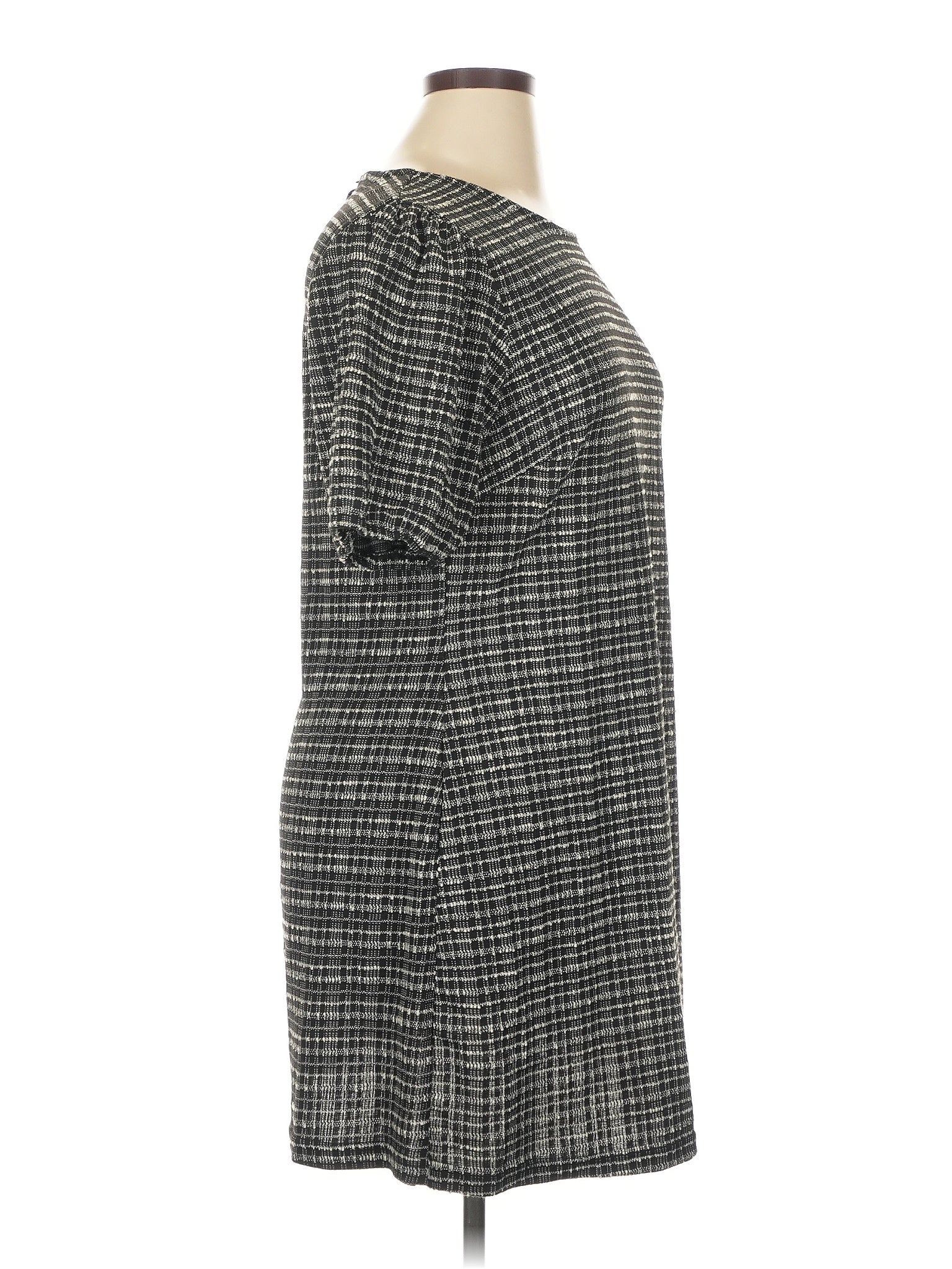3 size - 14 W