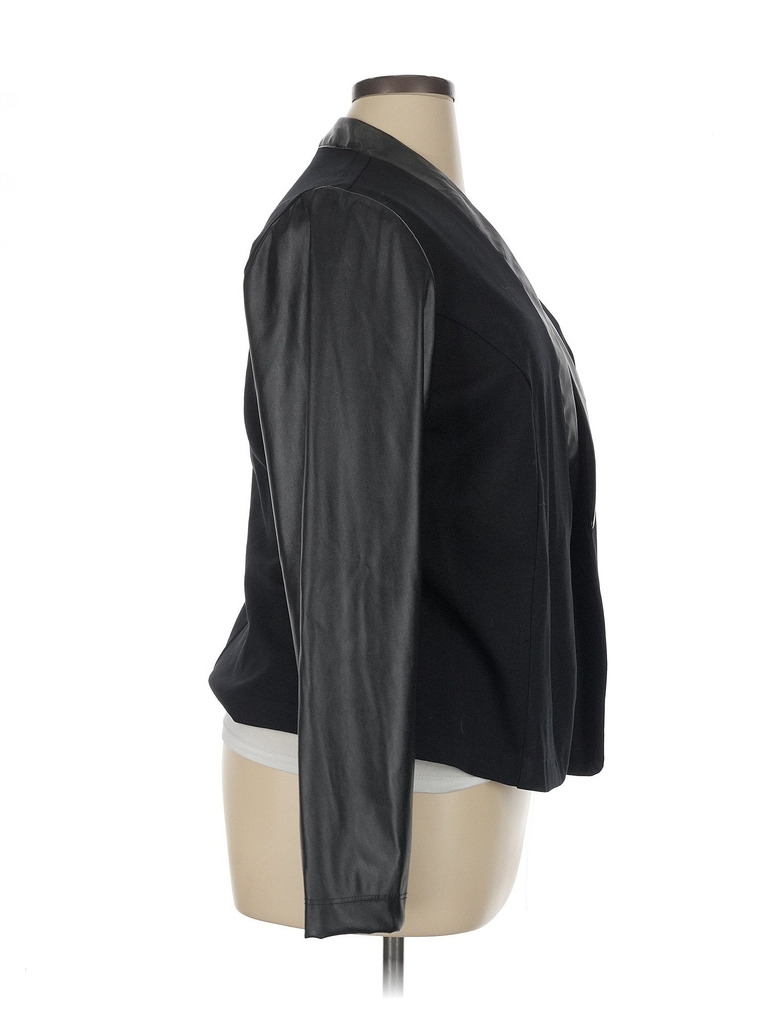 3 size - 14 W