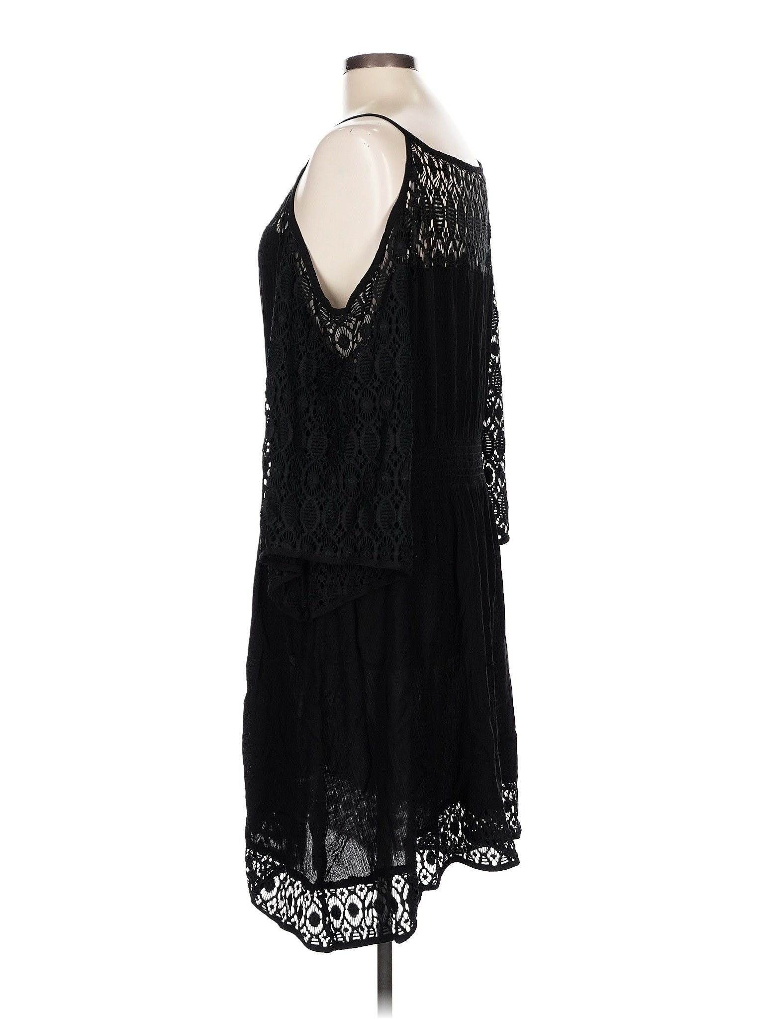3 size - L W