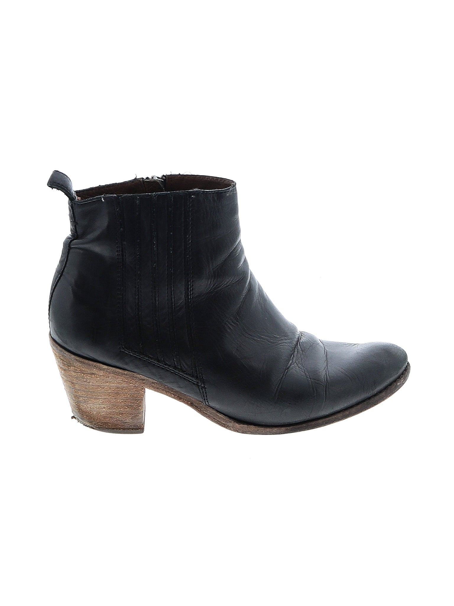 1 shoe size - 9