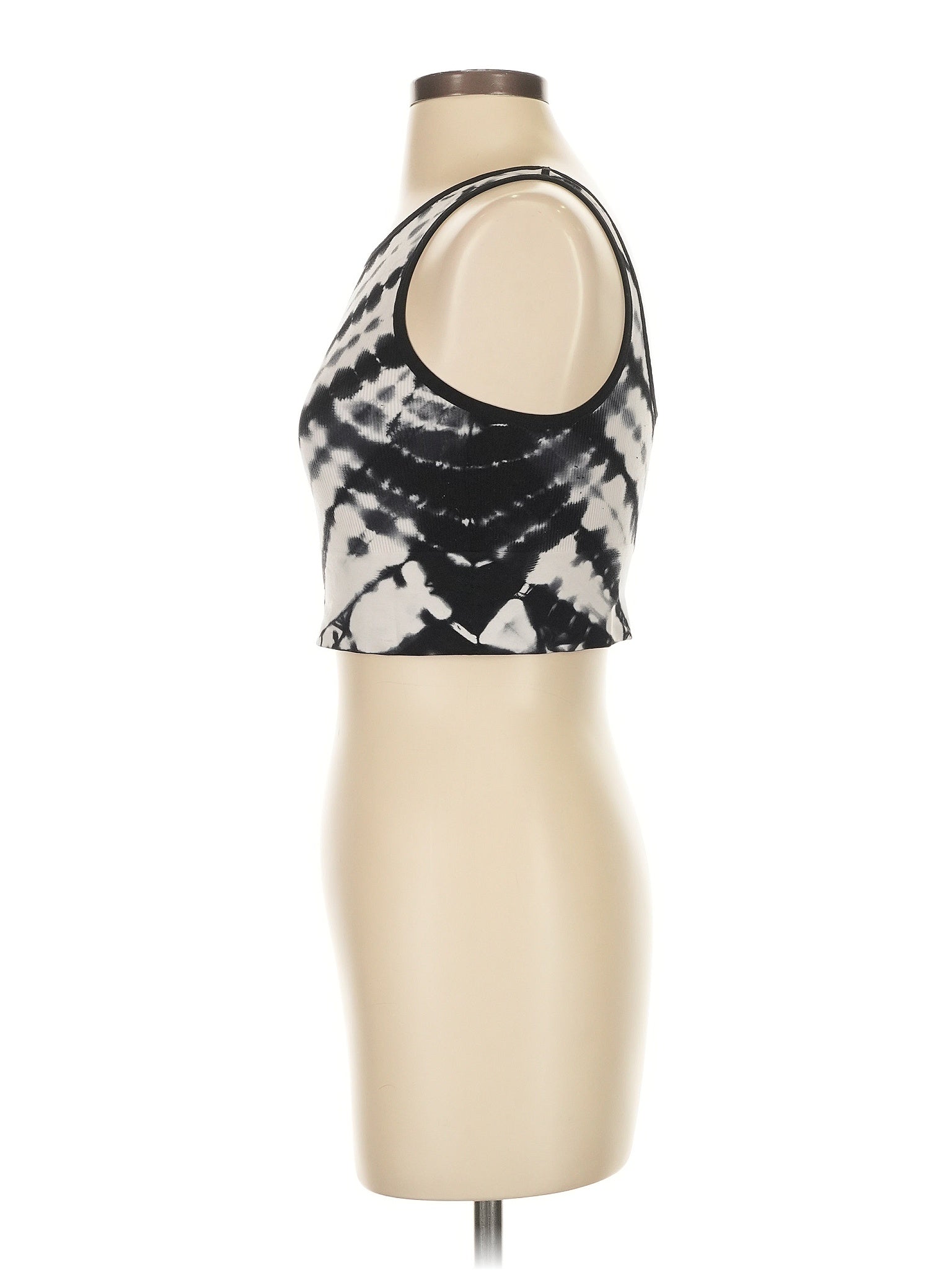 4 size - XS (Estimated)