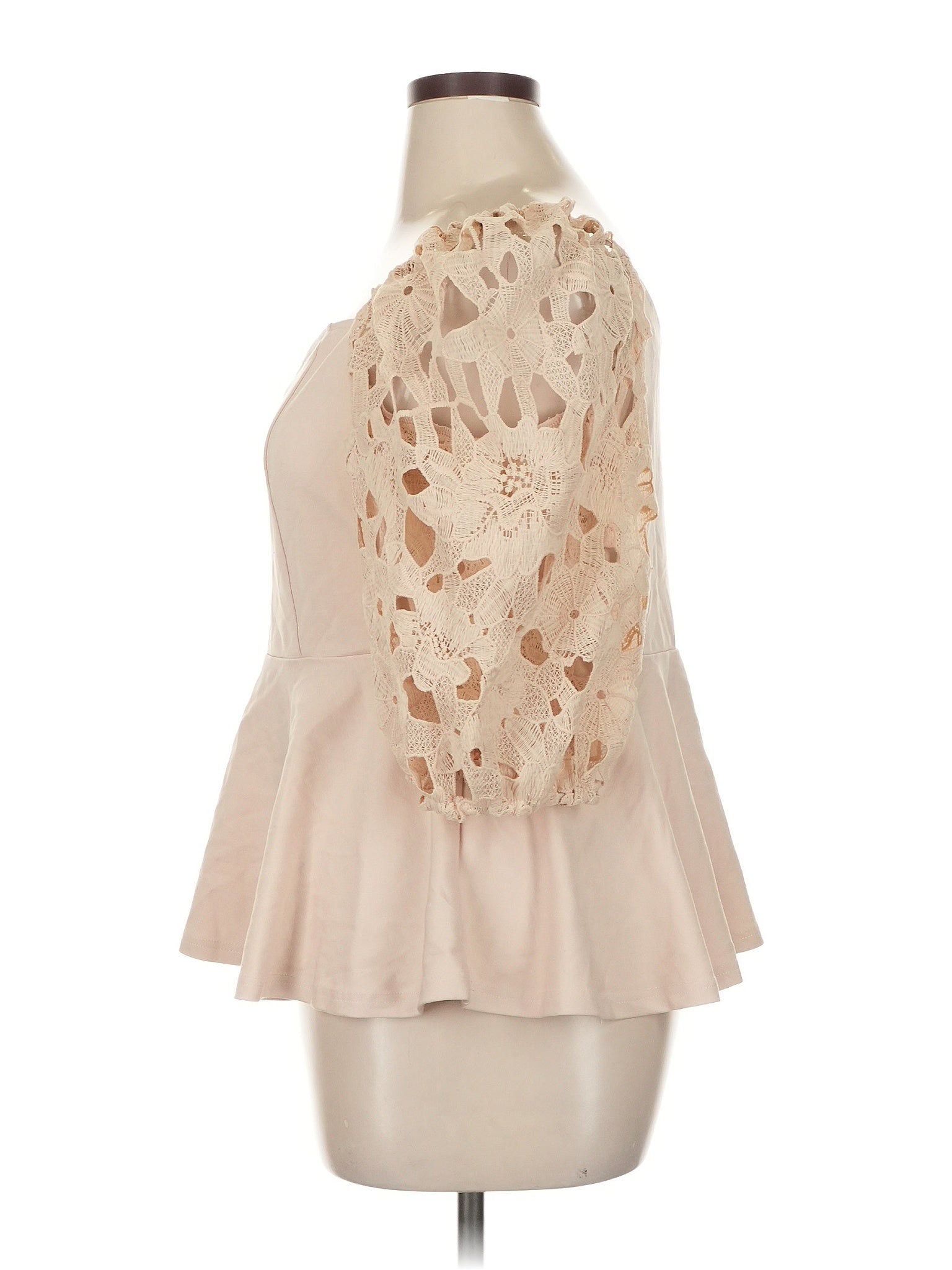 4 size - 16 W