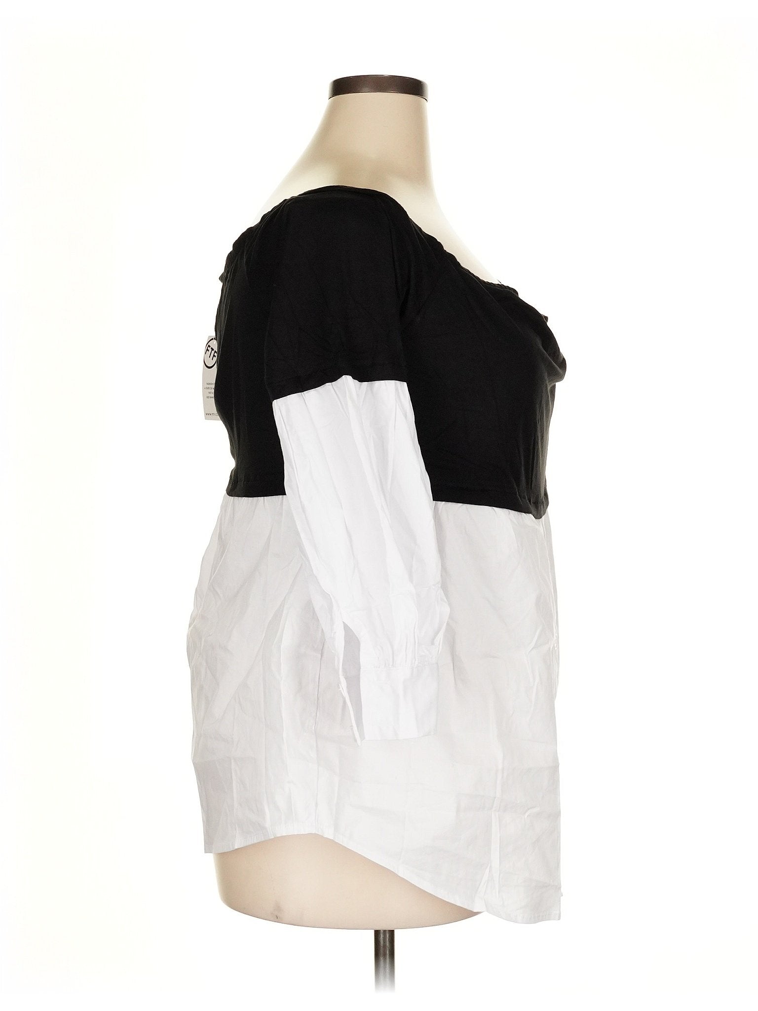 3 size - 2X W (2) W