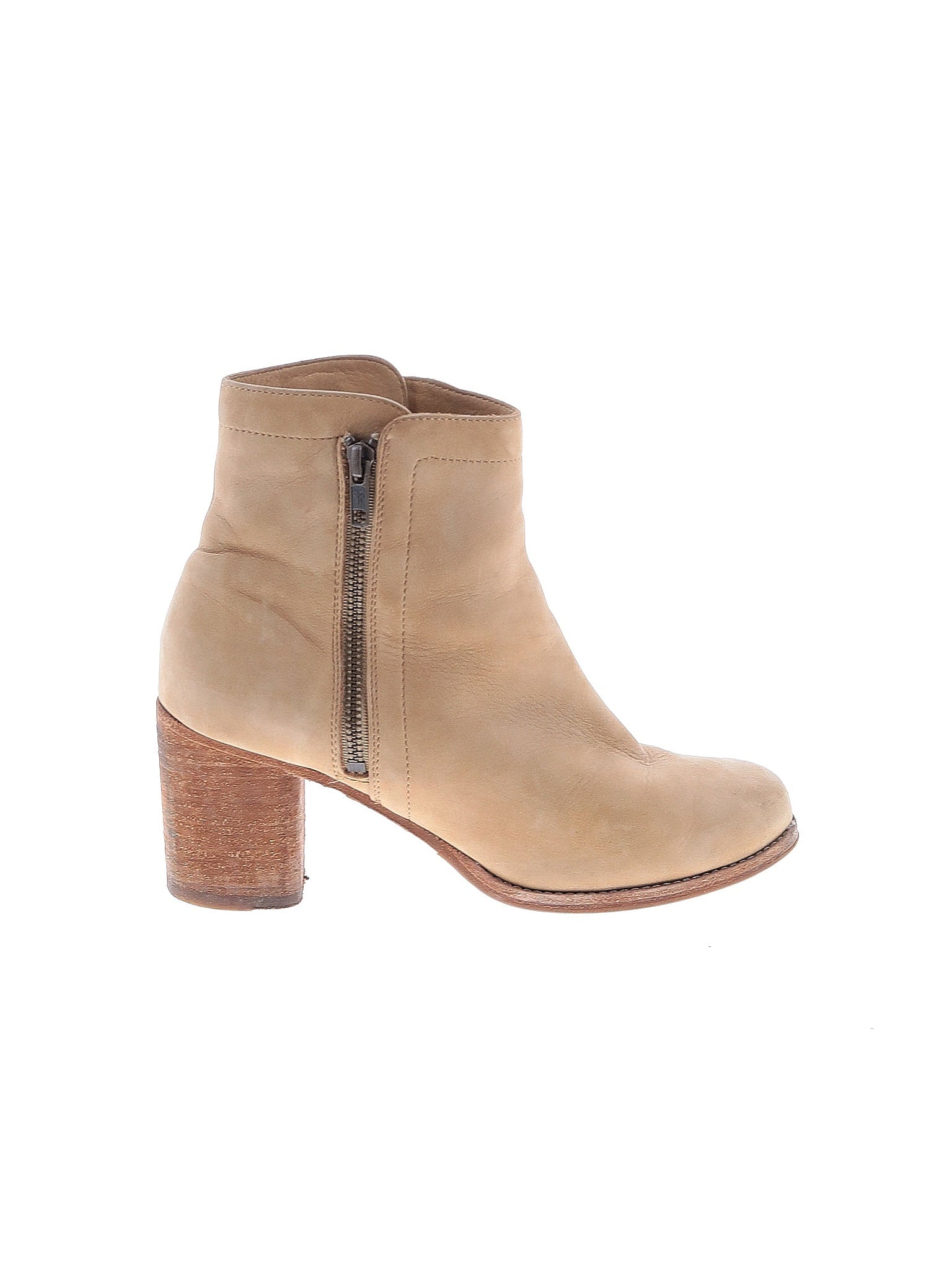 1 shoe size - 8