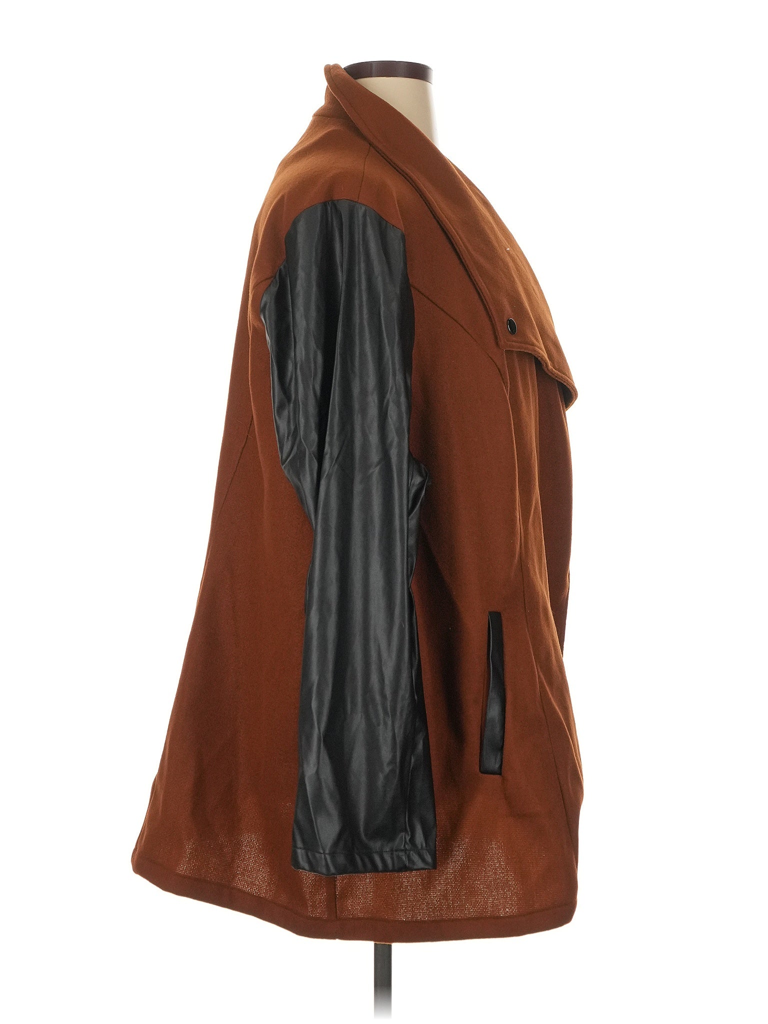 3 size - 18 (UK)