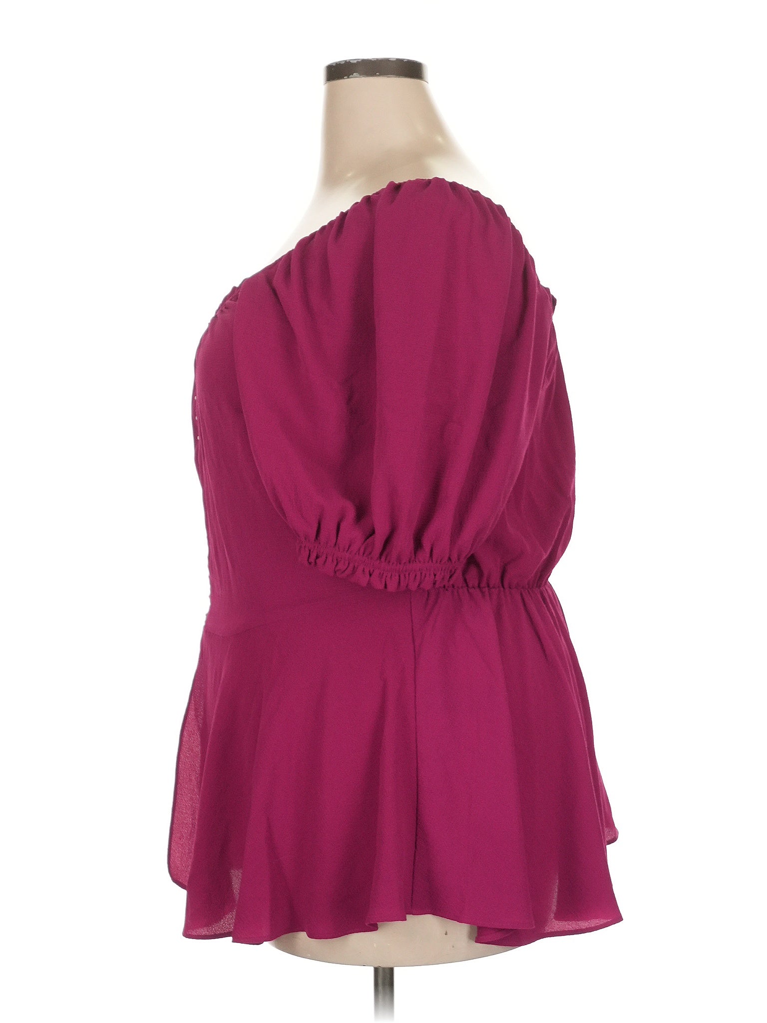 4 size - 18 W