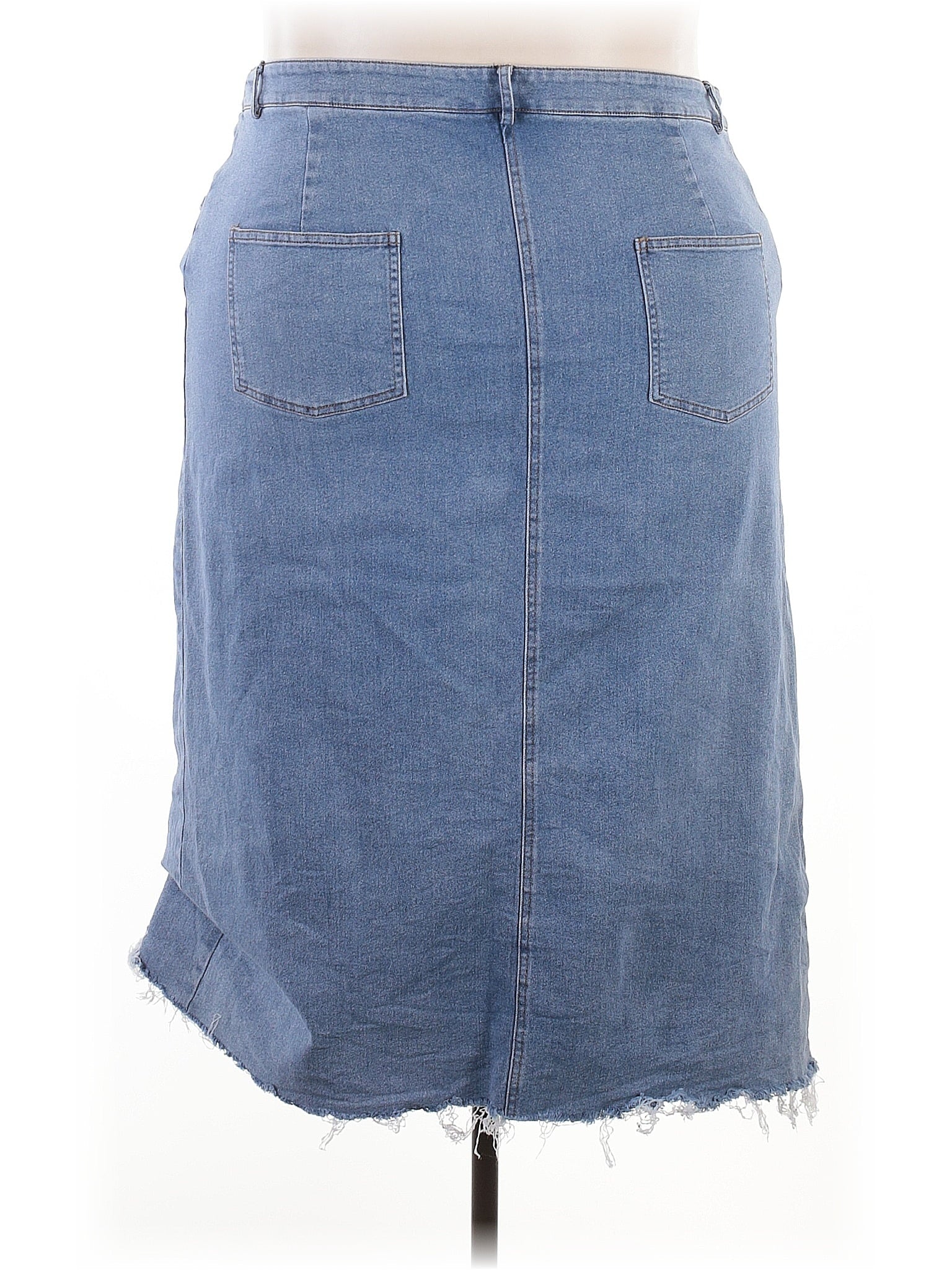 2 size - 0 W