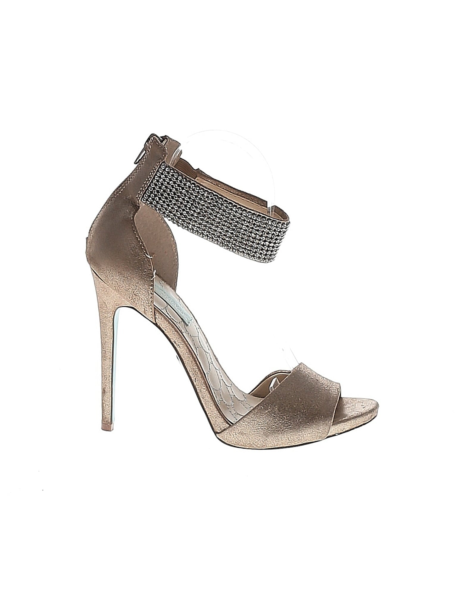 1 shoe size - 8
