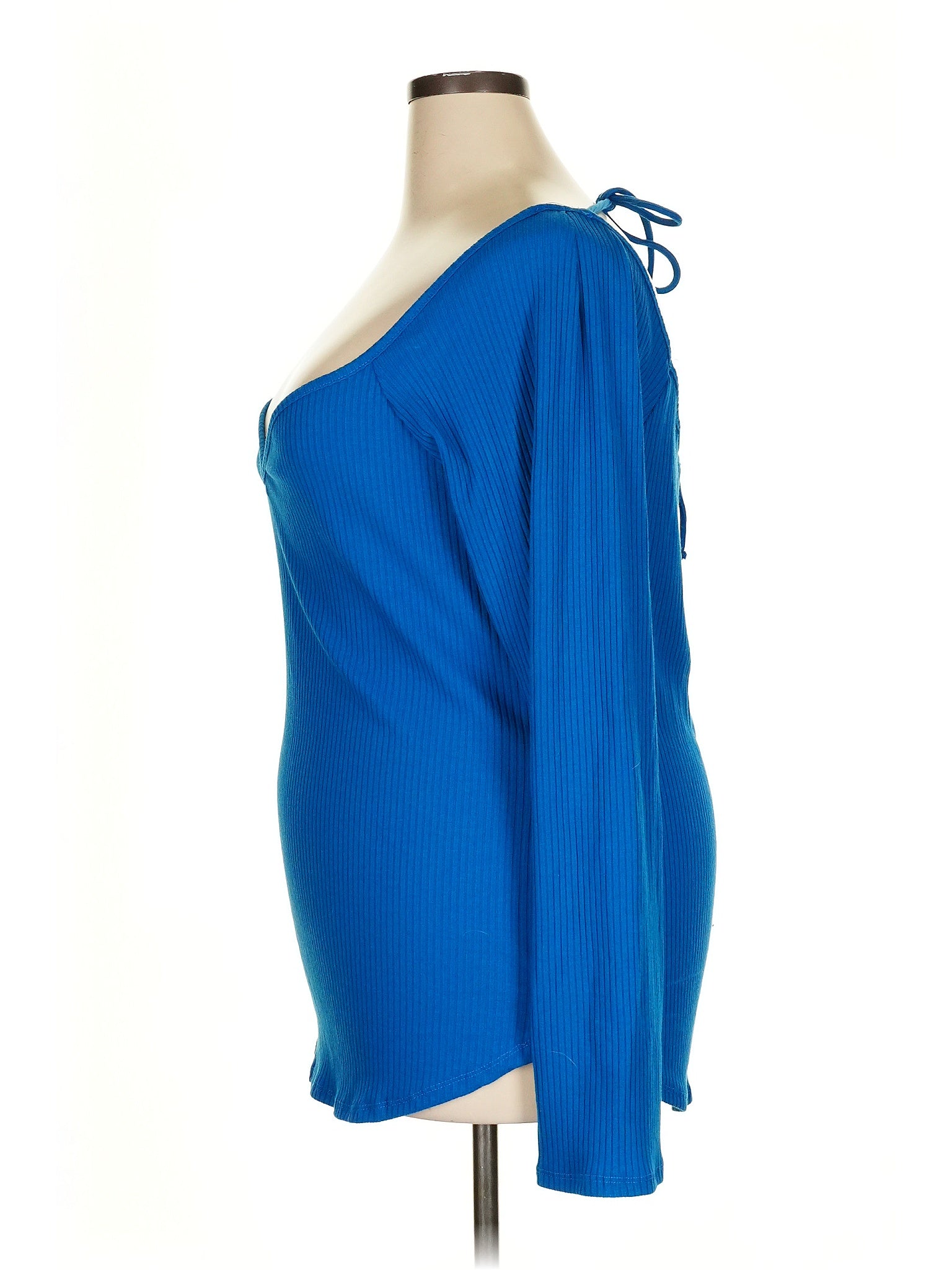 4 size - 3X W