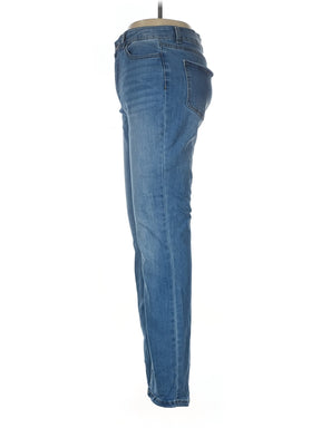 4 waist size - 28