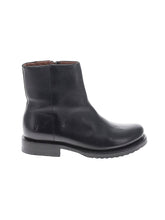 1 shoe size - 6 1/2