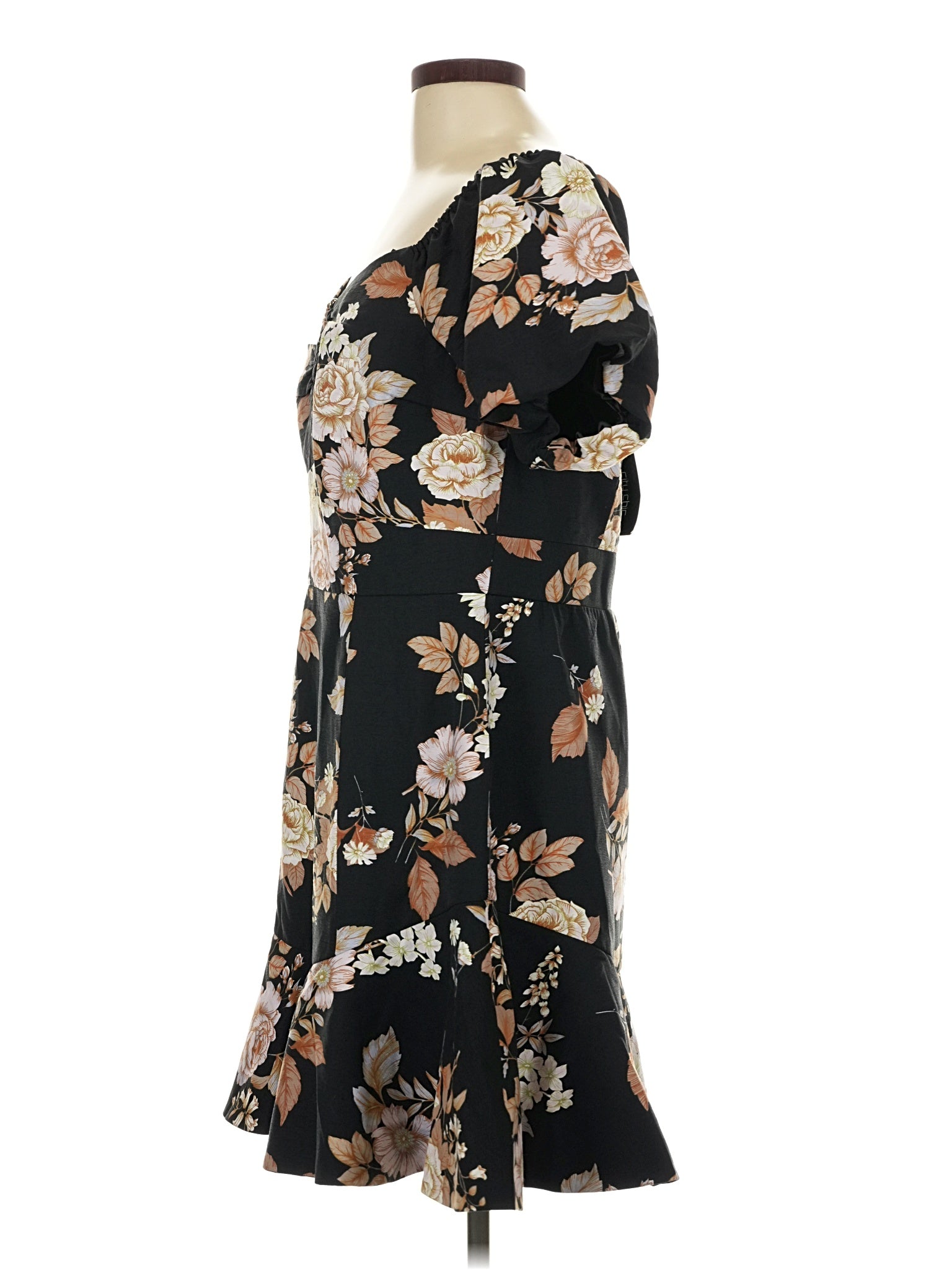 4 size - 12 W