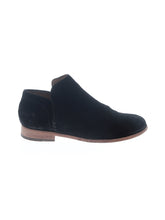 1 shoe size - 8 1/2