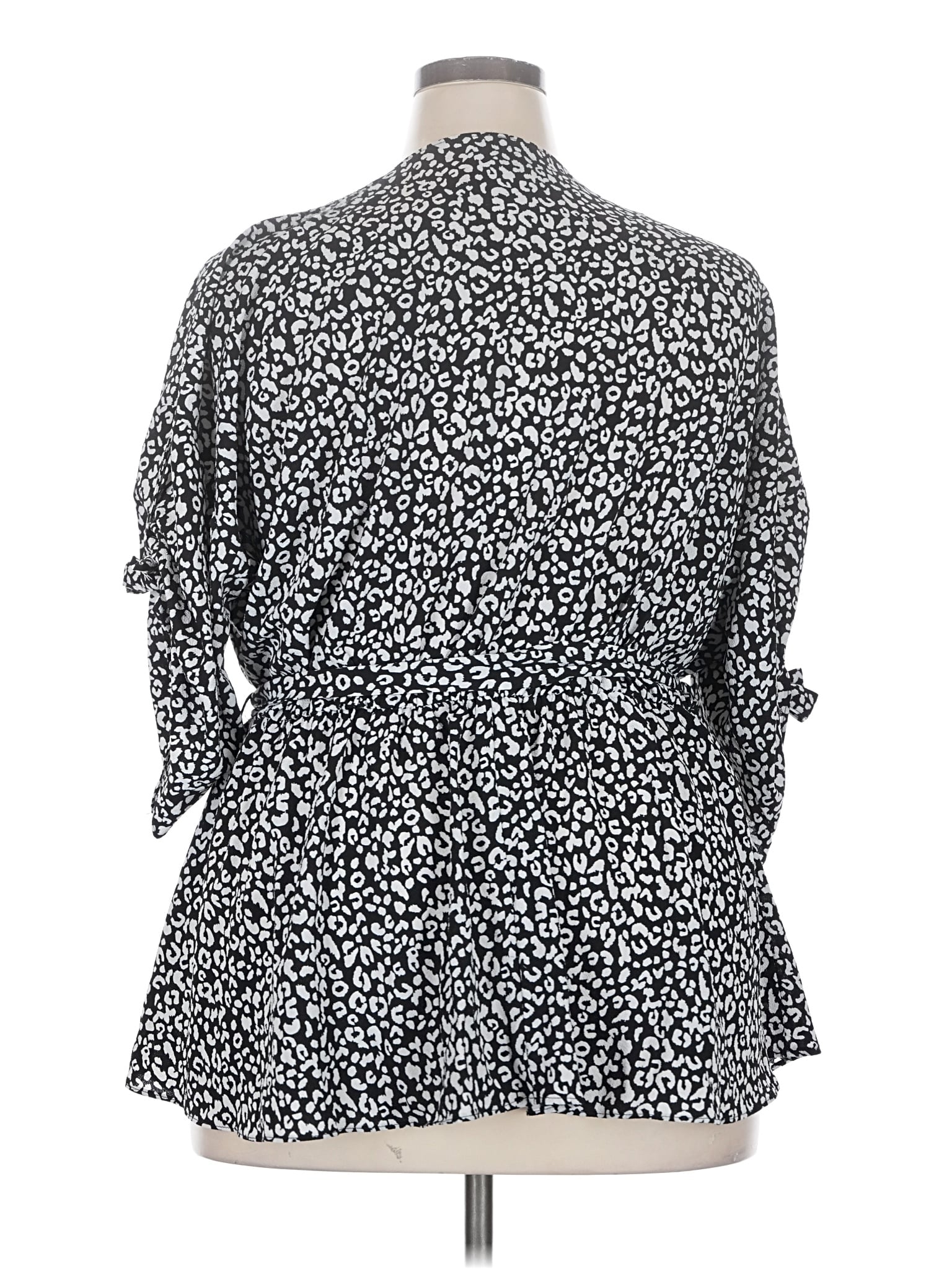2 size - 20 W (L) W