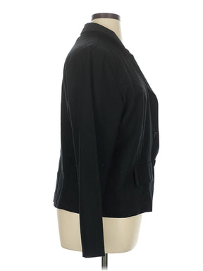 3 size - 16 W