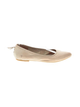 1 shoe size - 8