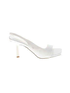 1 shoe size - 9