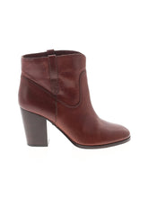 1 shoe size - 7
