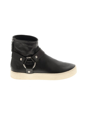 1 shoe size - 8
