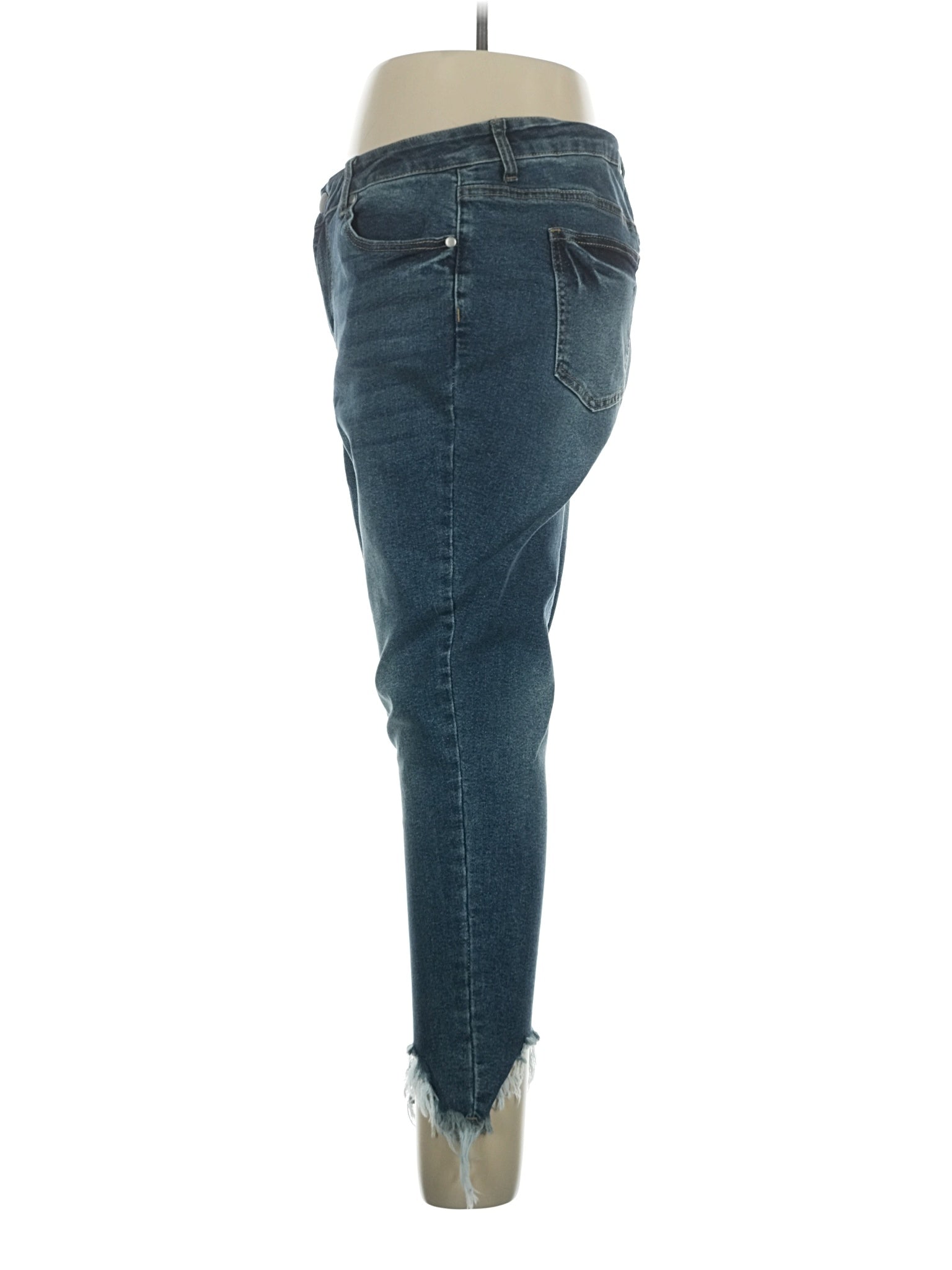 4 size - 14 W