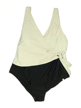 1 size - 22 W