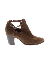 1 shoe size - 7 1/2