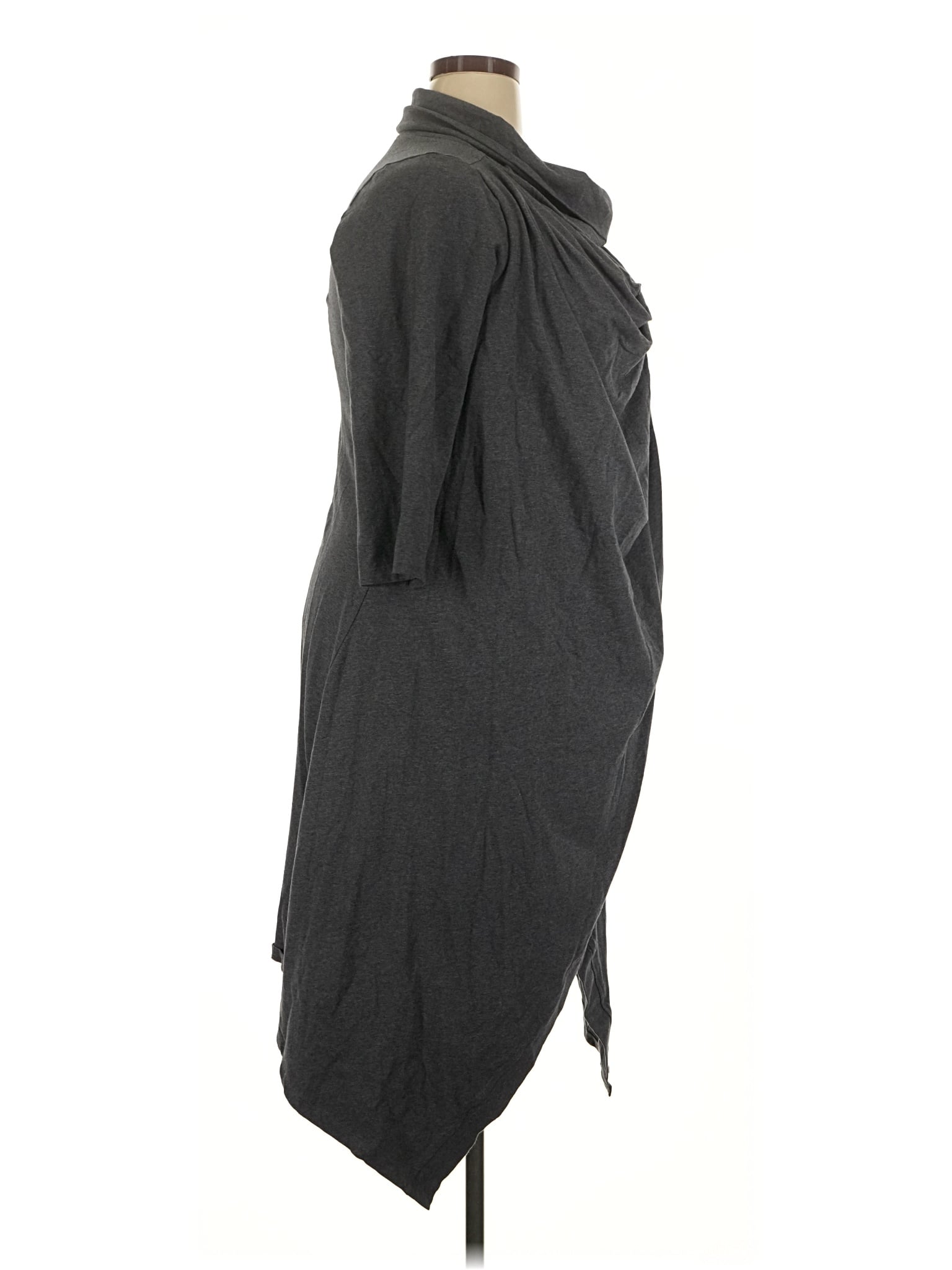 3 size - 2X (Estimated) W