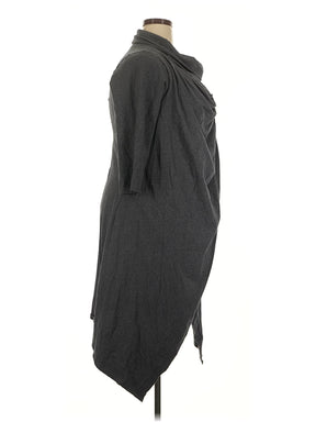 3 size - 2X (Estimated) W