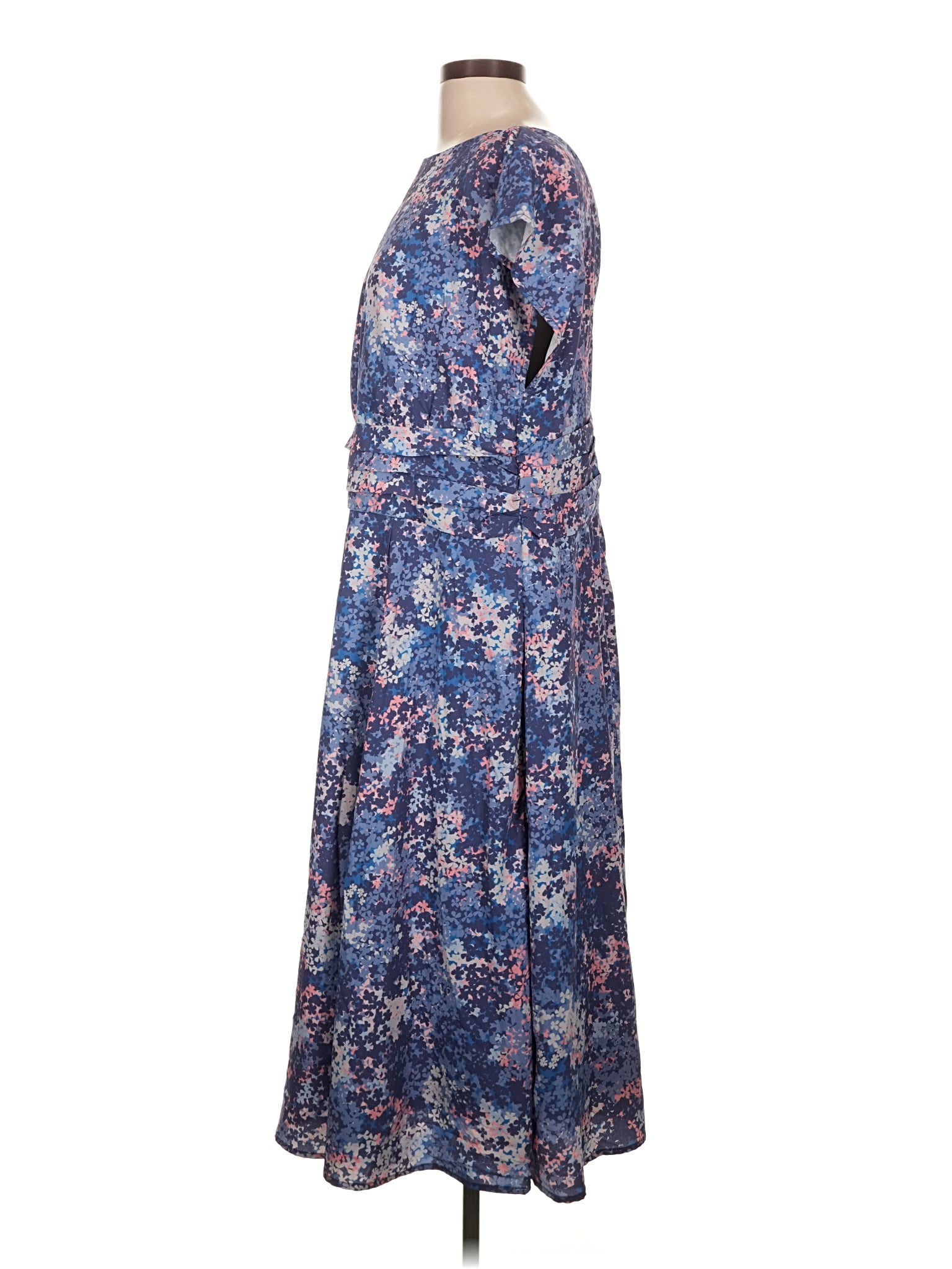 4 size - Lg(Estimated)