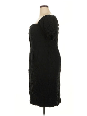 4 size - 18 W (M) W