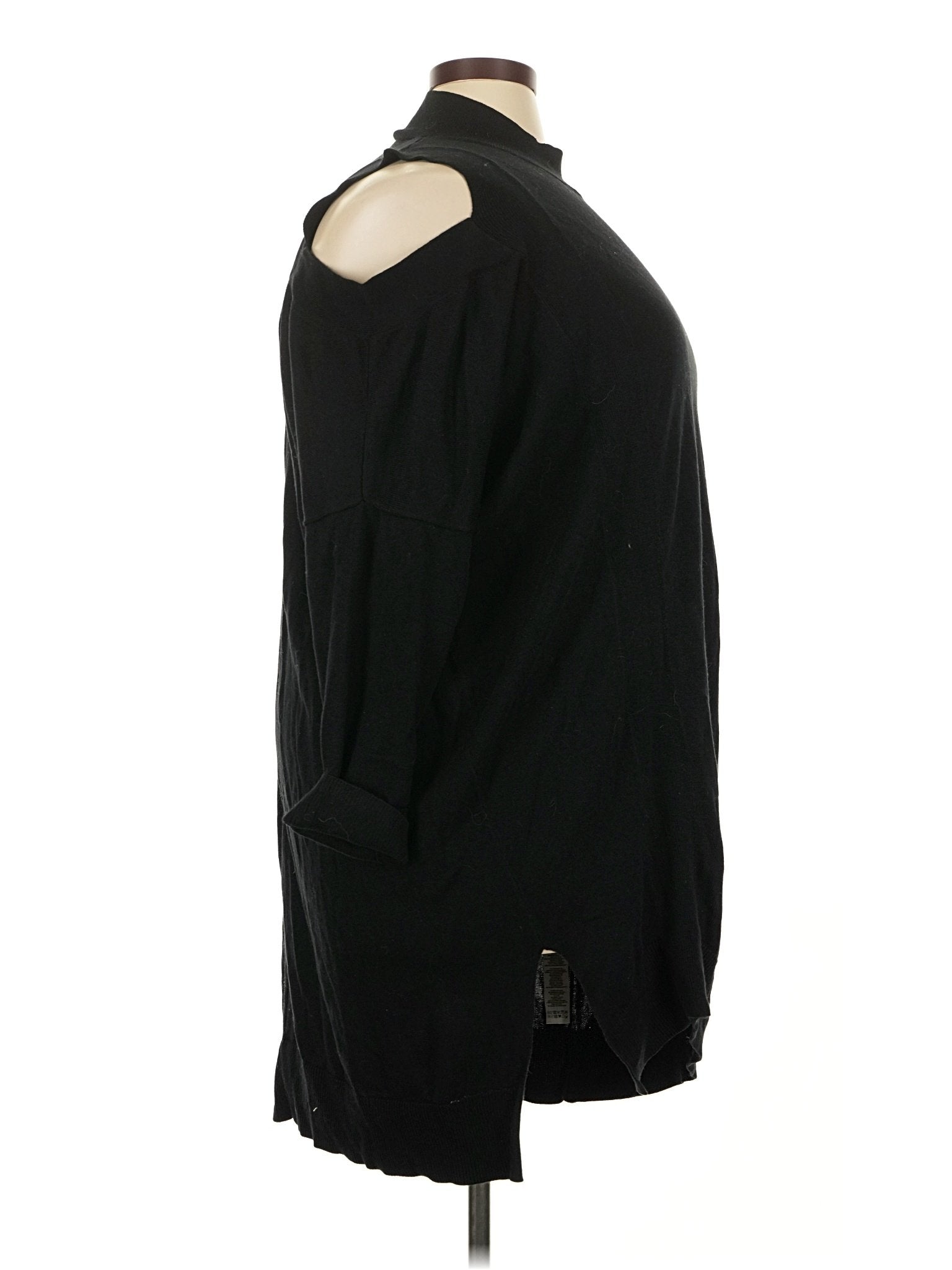 3 size - 22 W