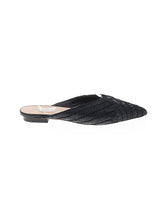 1 shoe size - 41 (EU)