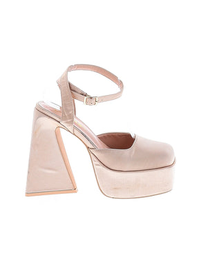 1 shoe size - 8