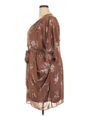 4 size - 18 W (M) W