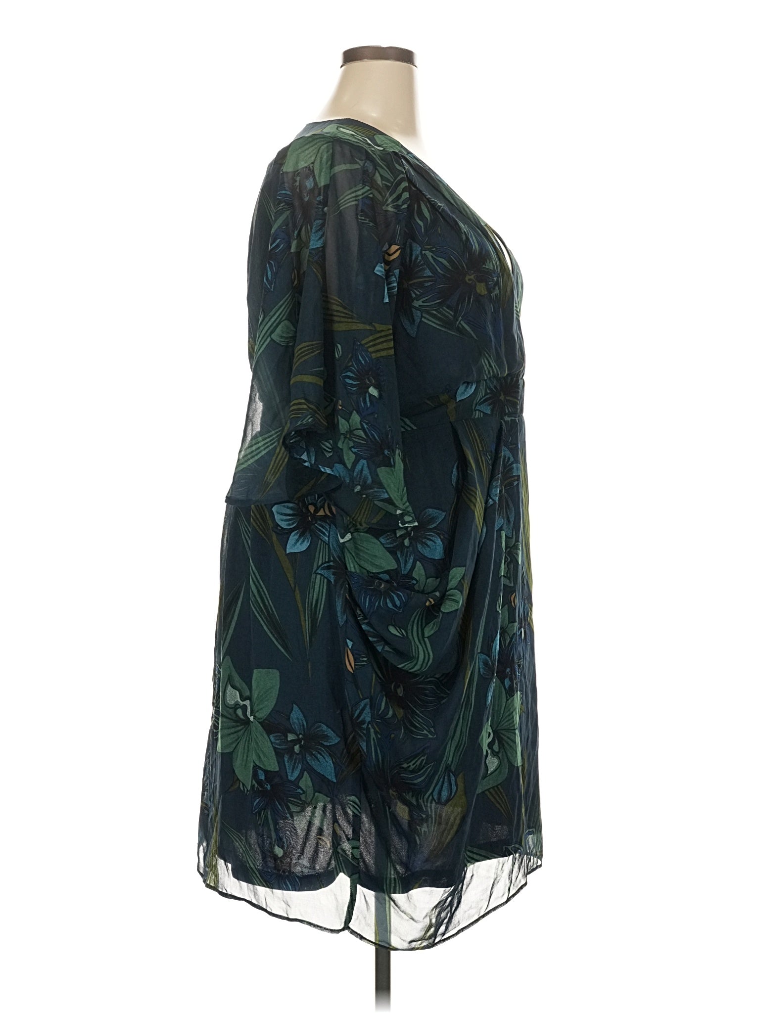 3 size - 20 W (L) W