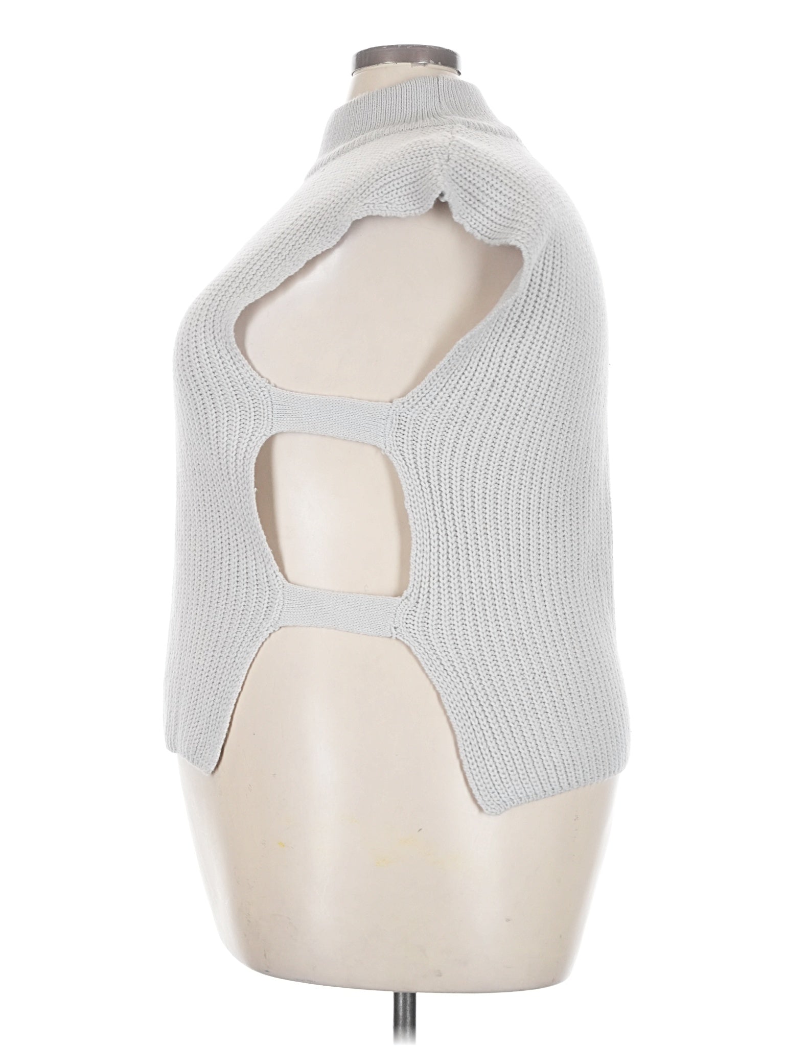 4 size - 18 W