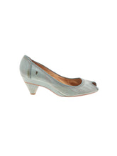 1 shoe size - 8