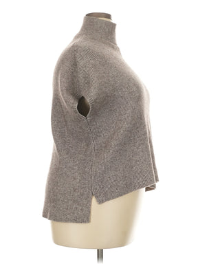 3 size - 2X (Estimated) W