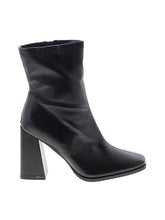 1 shoe size - 7