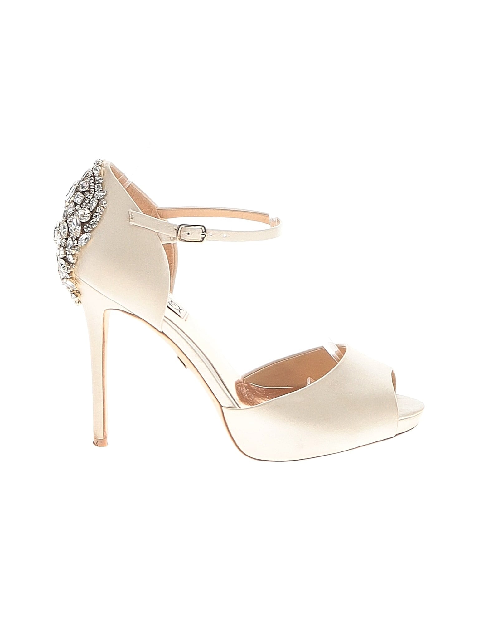 1 shoe size - 7 1/2
