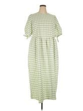 1 size - 18 W (M) W