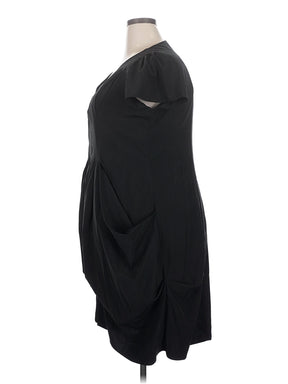 4 size - 18 W (M) W