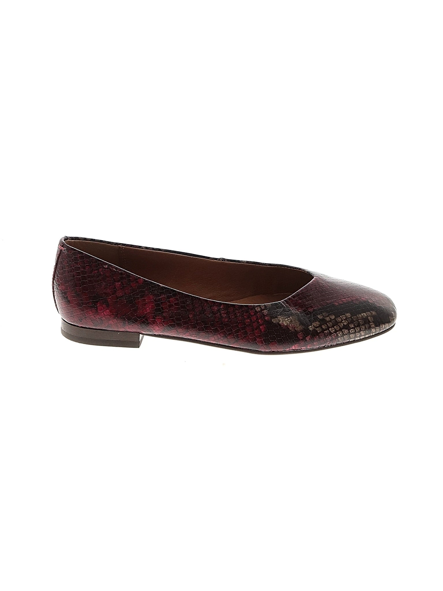 1 shoe size - 7