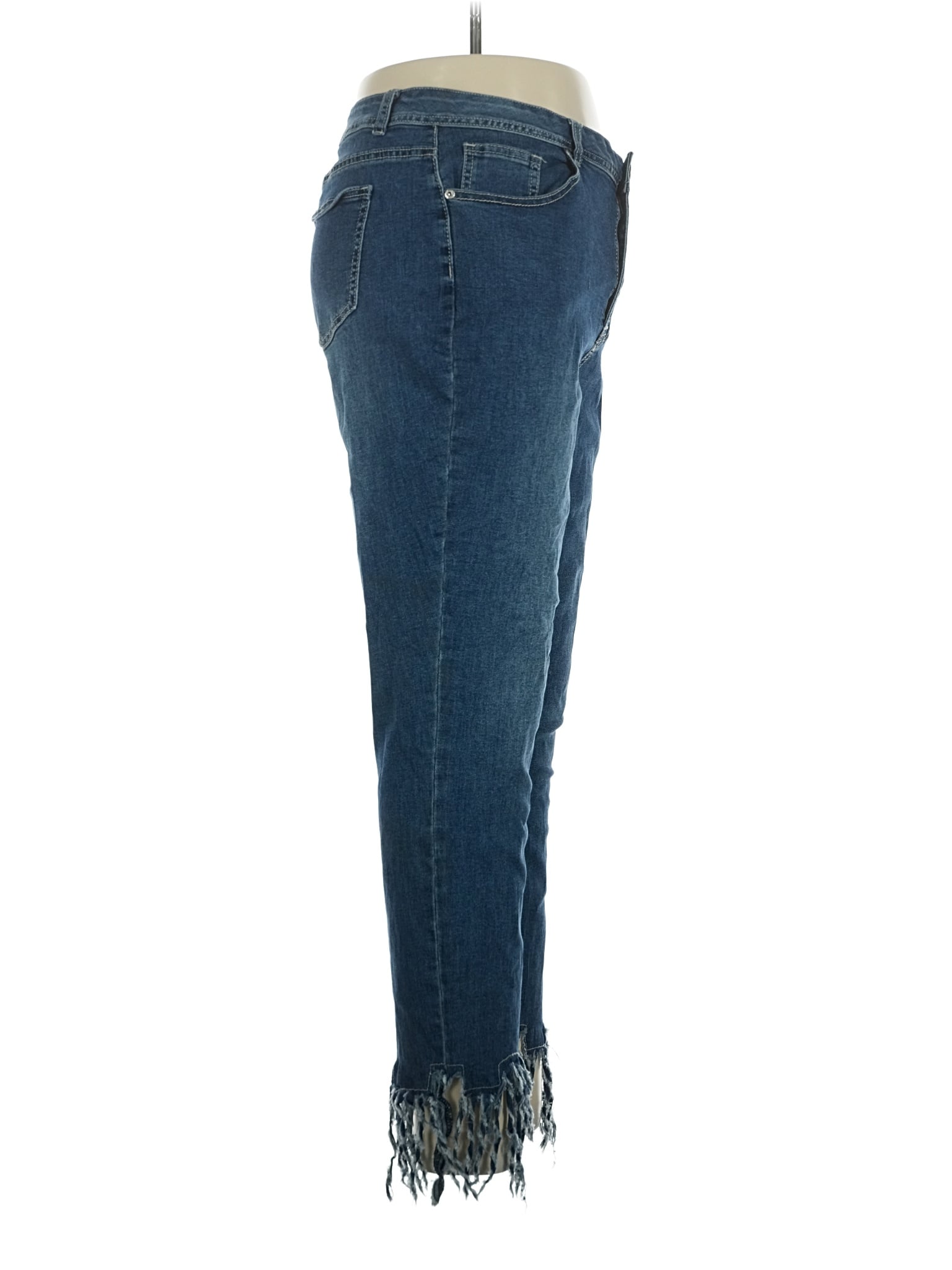 3 size - 16 W