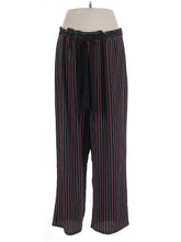 1 size - 16 W (S) W