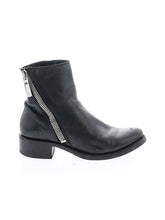 1 shoe size - 6