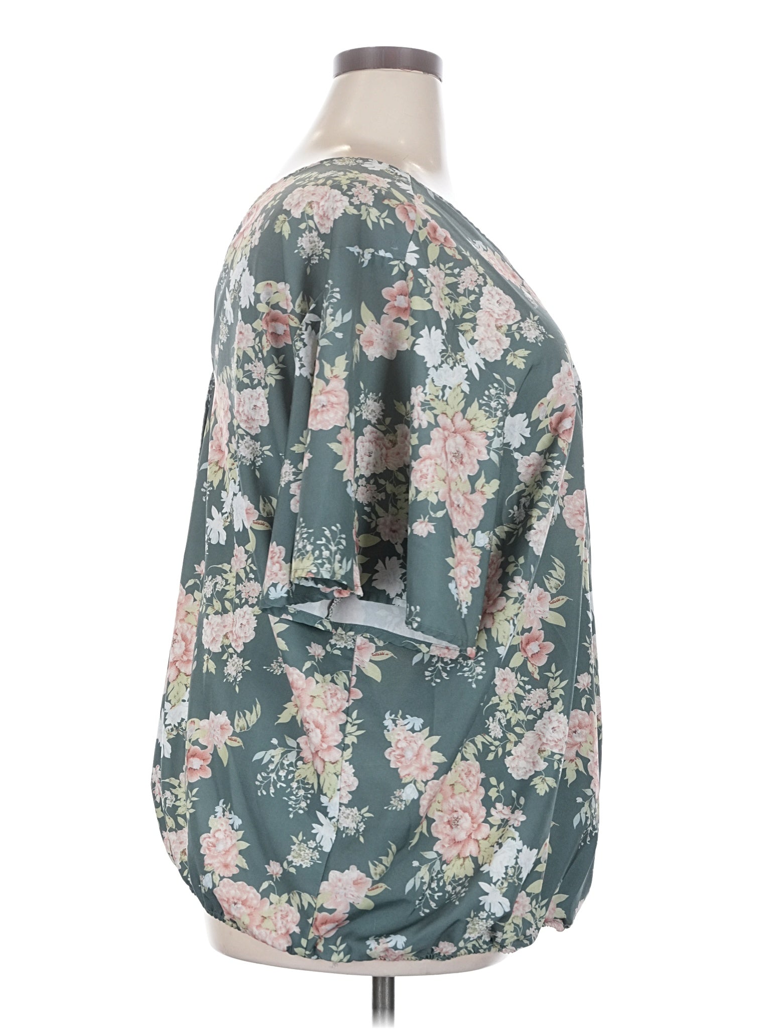 3 size - 22 W