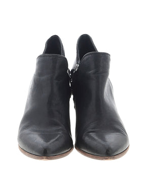 2 shoe size - 9