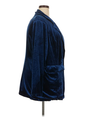 3 size - 22 W