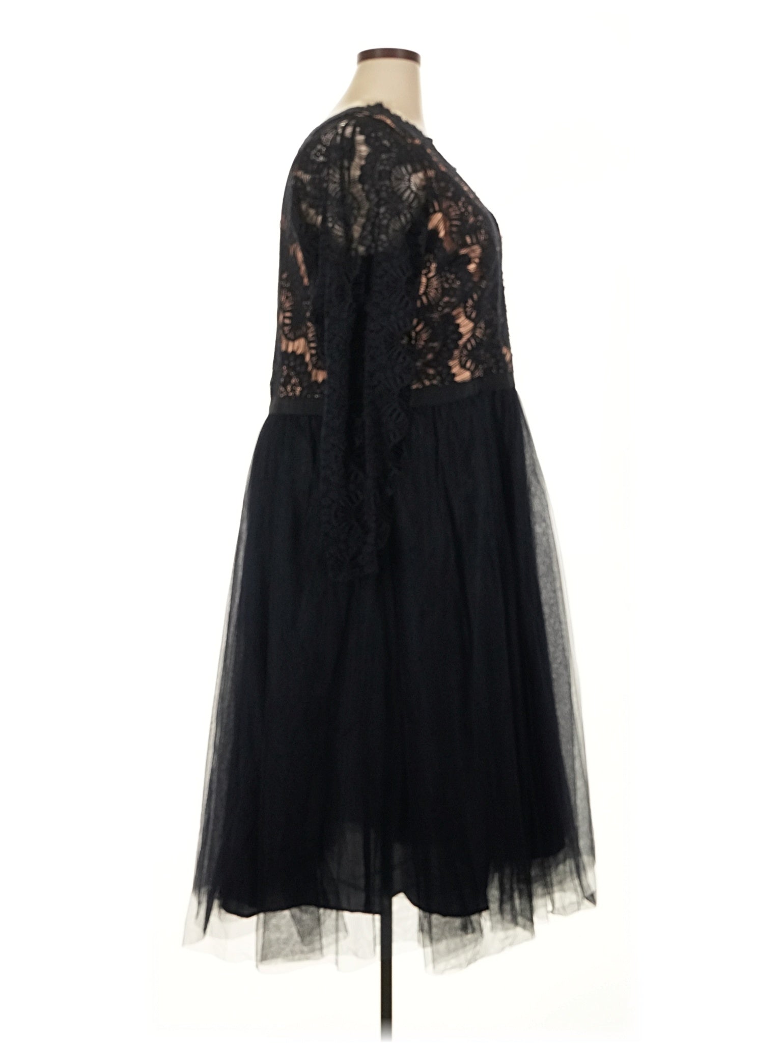 3 size - 24 W (XXL) W
